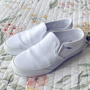 Vans women’s white sneakers size 8 NEW